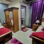 Cairo Plaza Hop Hotel